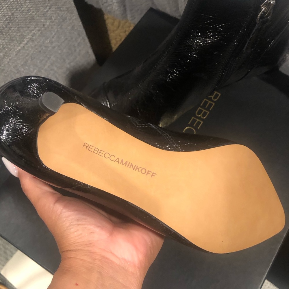 REBECCA MINKOFF Black Leather Booties. - Picture 7 of 7